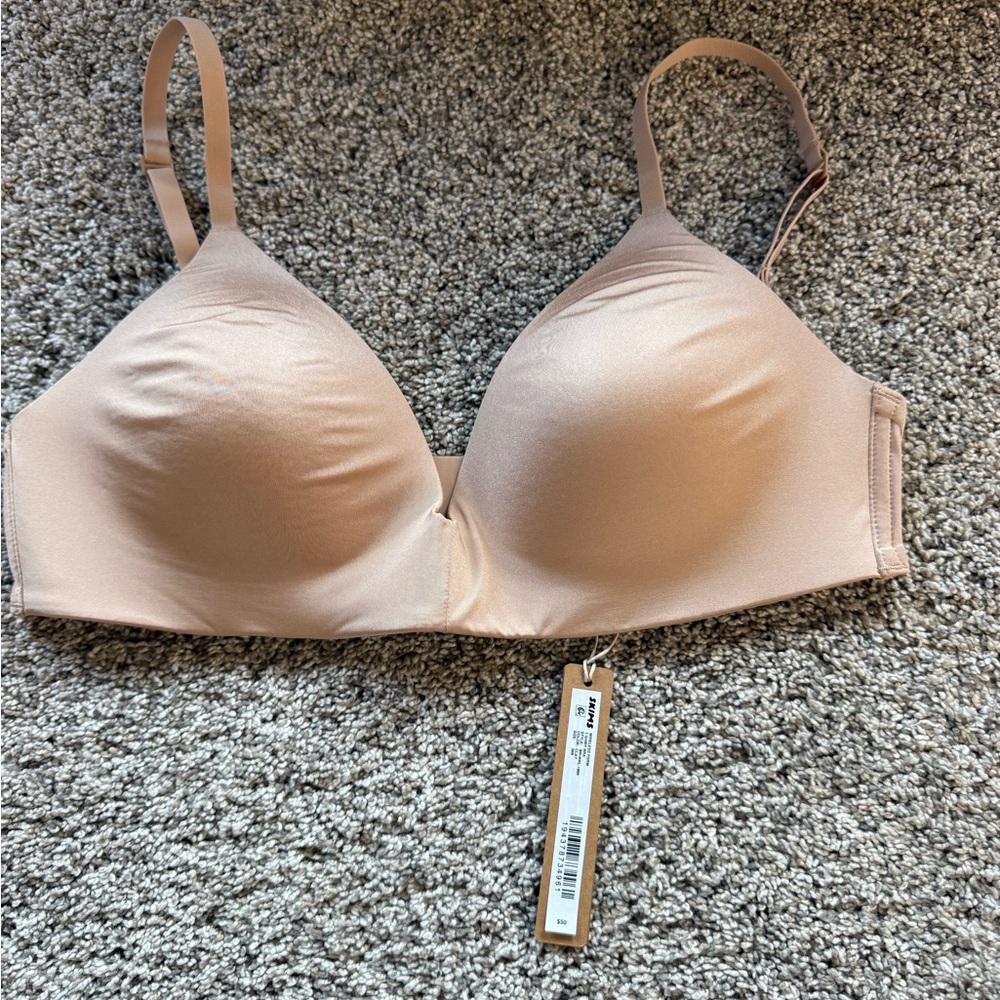SKIMS Soft Beige Bra